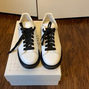 Alexander McQueen sneaker